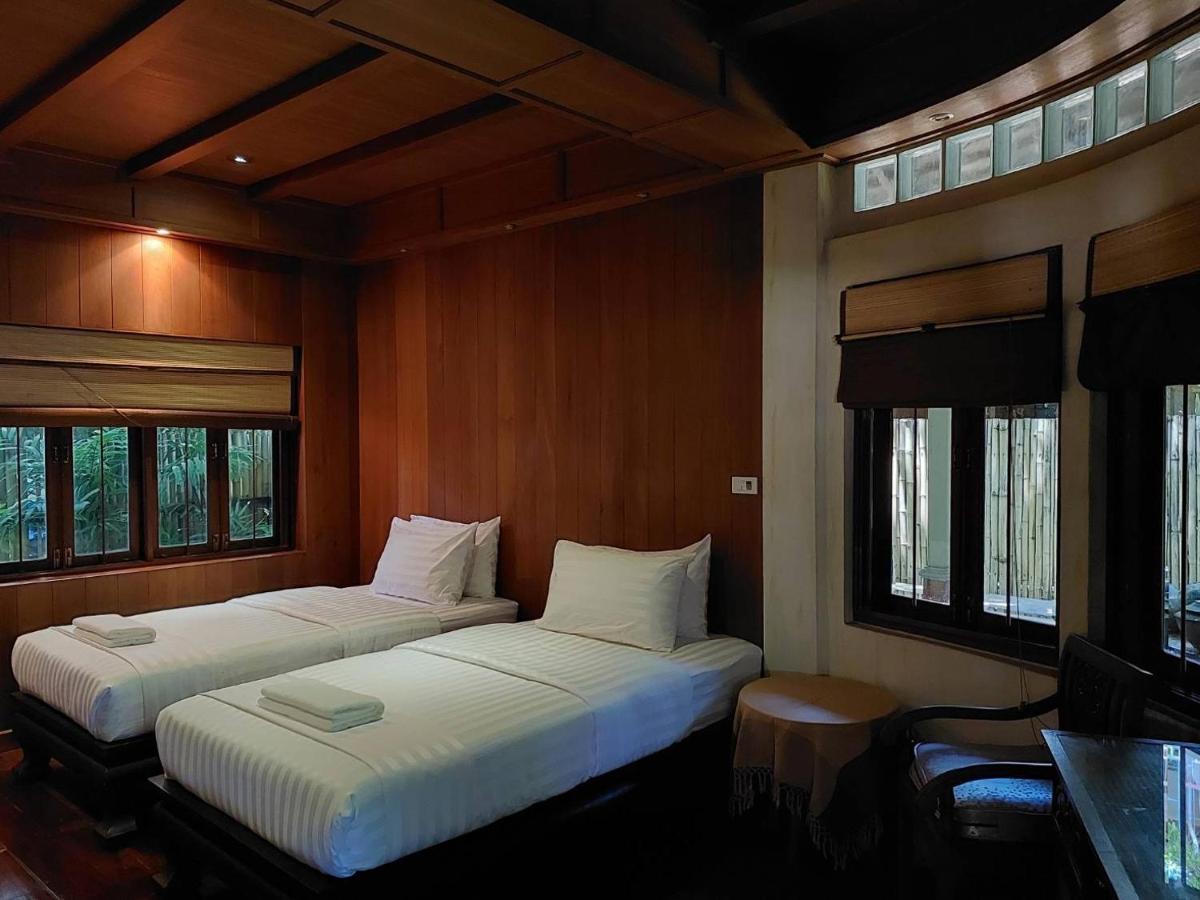 Avara Signature House Hotel Chiang Mai Ngoại thất bức ảnh