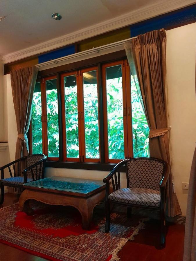 Avara Signature House Hotel Chiang Mai Ngoại thất bức ảnh